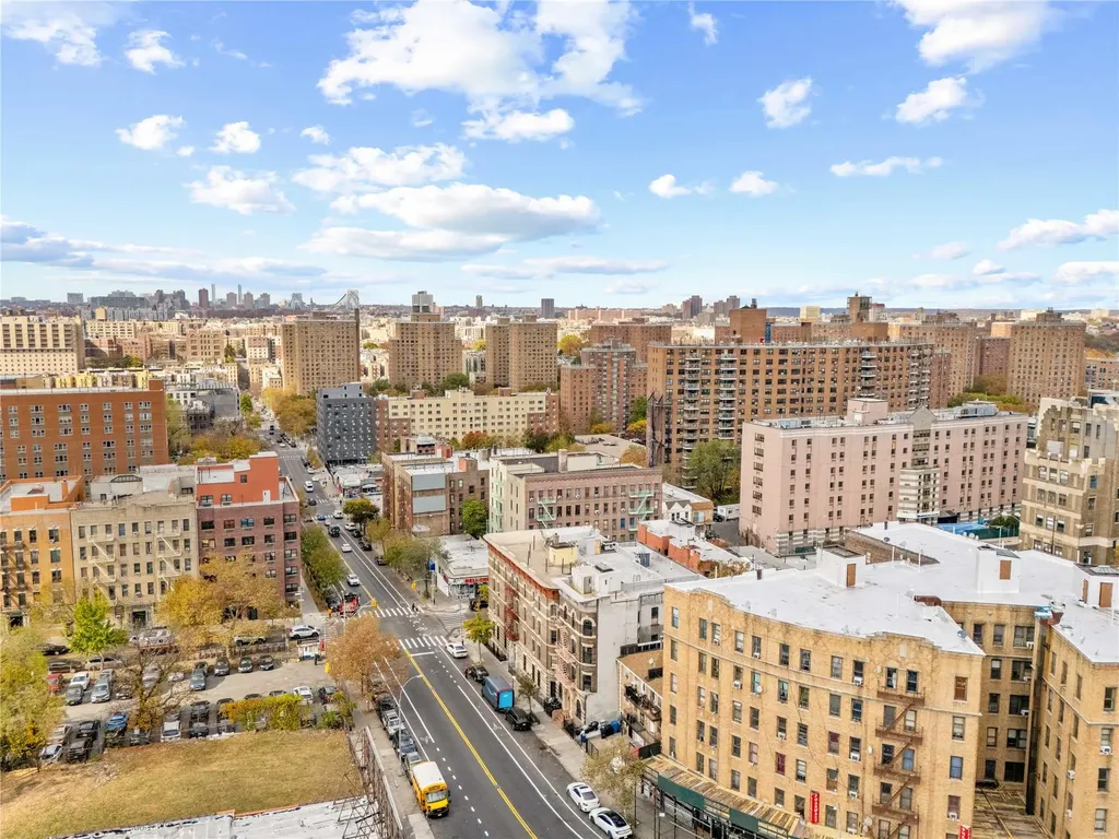 579 E 168th Street Bronx NY 10456