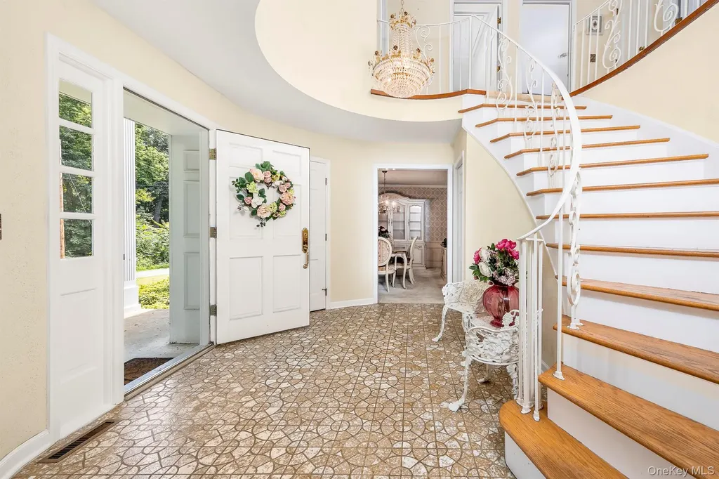 75 Hornbeck Road Poughkeepsie NY 12603
