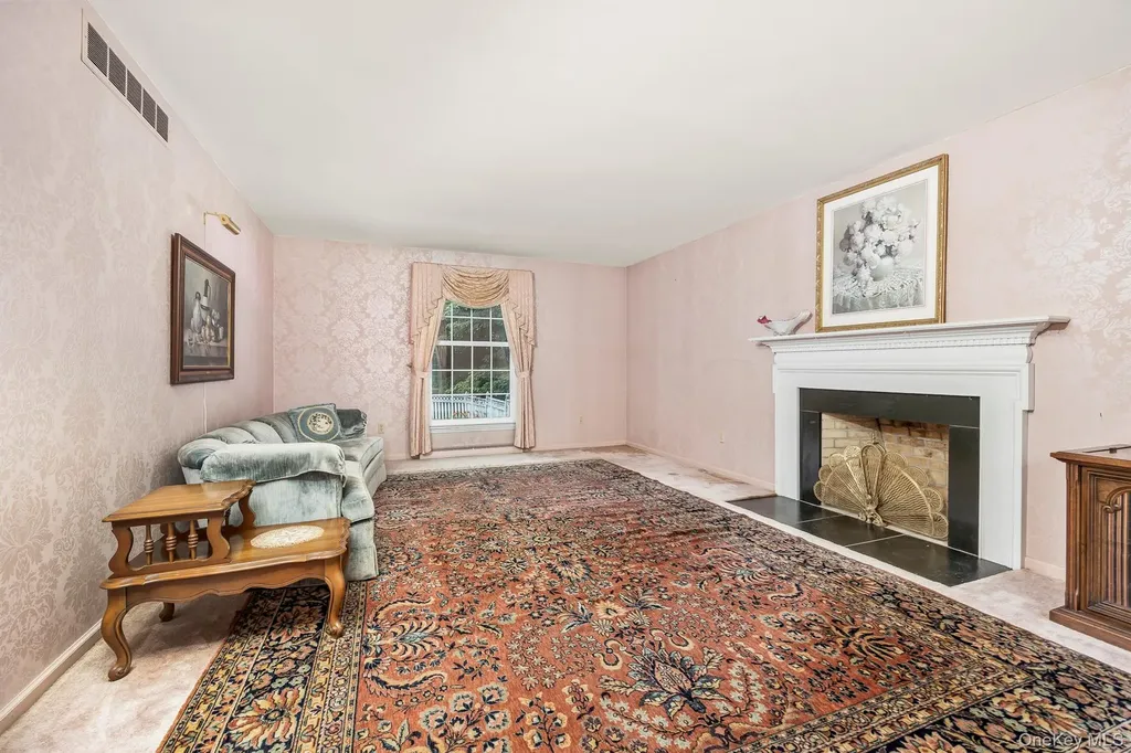 75 Hornbeck Road Poughkeepsie NY 12603