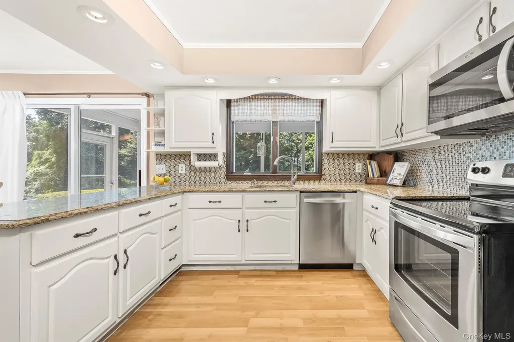 75 Hornbeck Road Poughkeepsie NY 12603