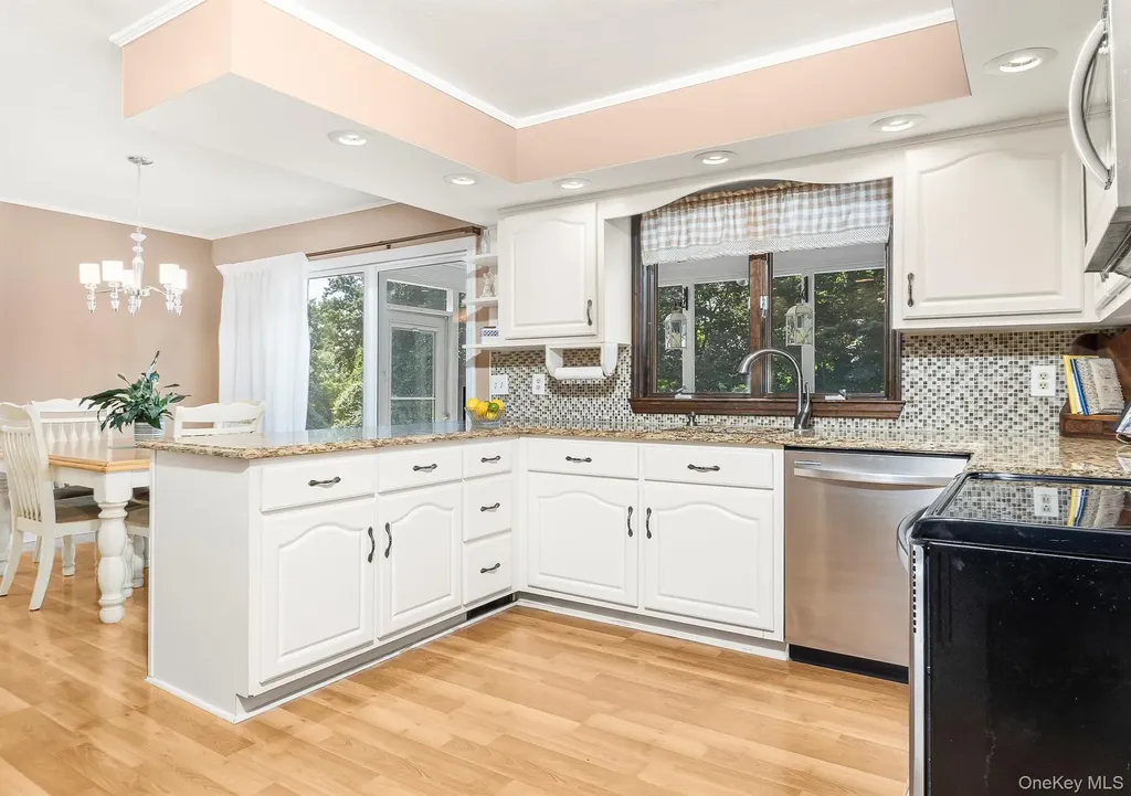 75 Hornbeck Road Poughkeepsie NY 12603