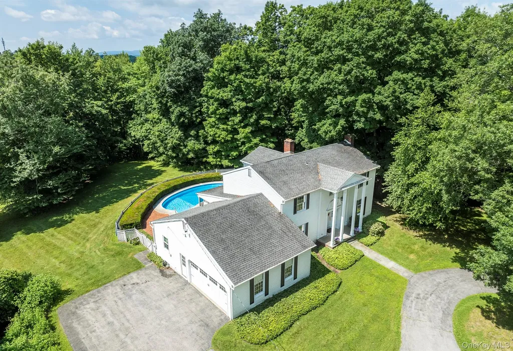 75 Hornbeck Road Poughkeepsie NY 12603