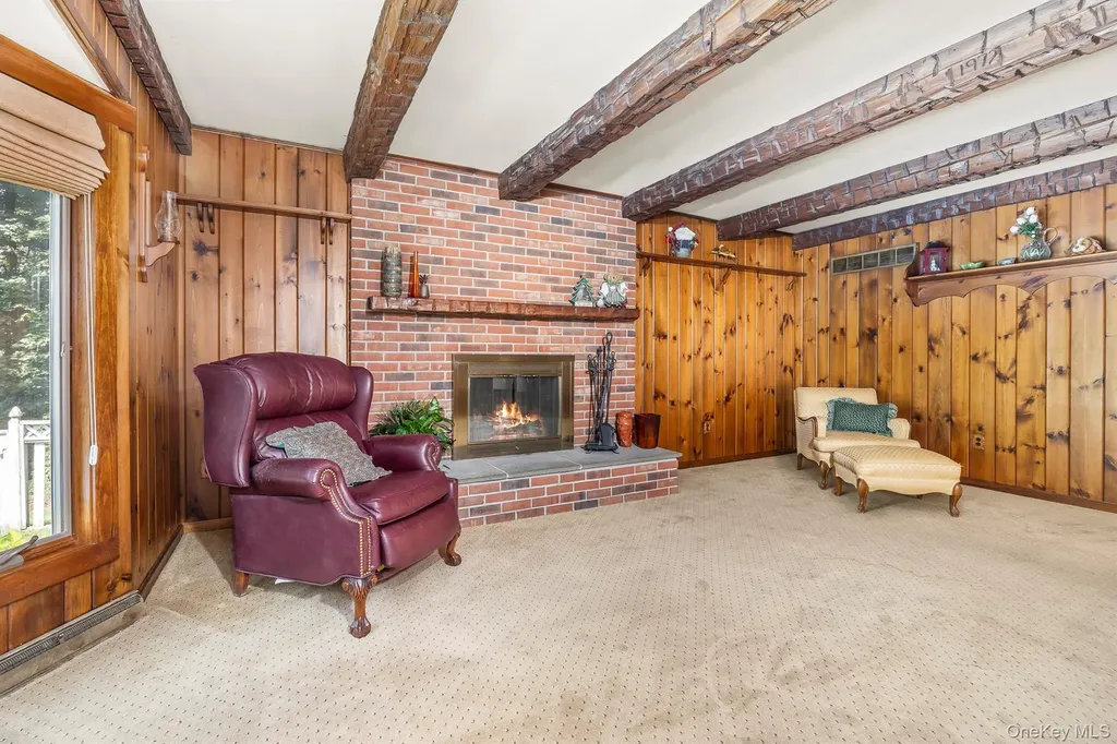 75 Hornbeck Road Poughkeepsie NY 12603