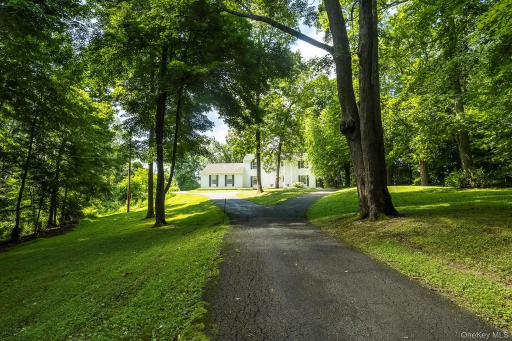 75 Hornbeck Road Poughkeepsie NY 12603