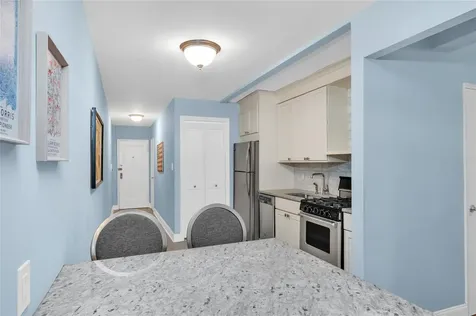 221 Mcdonald Avenue Brooklyn NY 11218