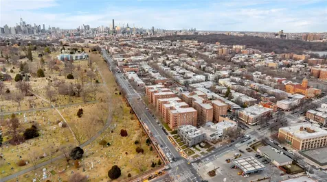 221 Mcdonald Avenue Brooklyn NY 11218