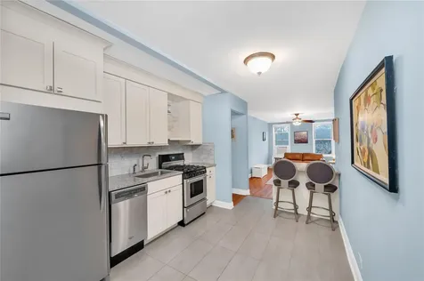 221 Mcdonald Avenue Brooklyn NY 11218