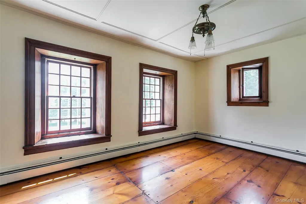 203 Samsonville Road Kerhonkson NY 12446