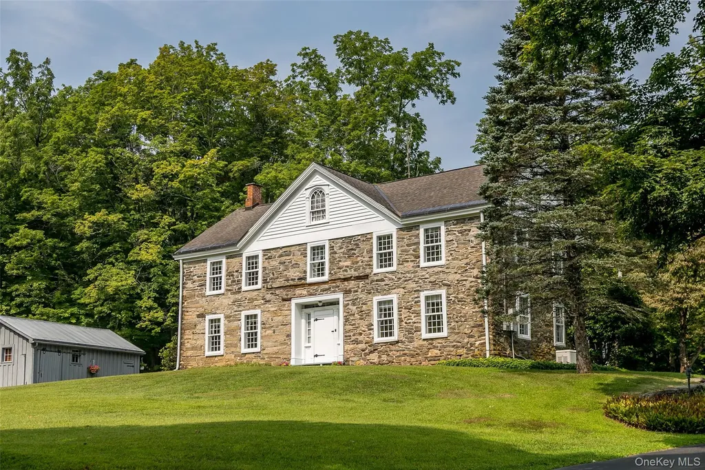 203 Samsonville Road Kerhonkson NY 12446