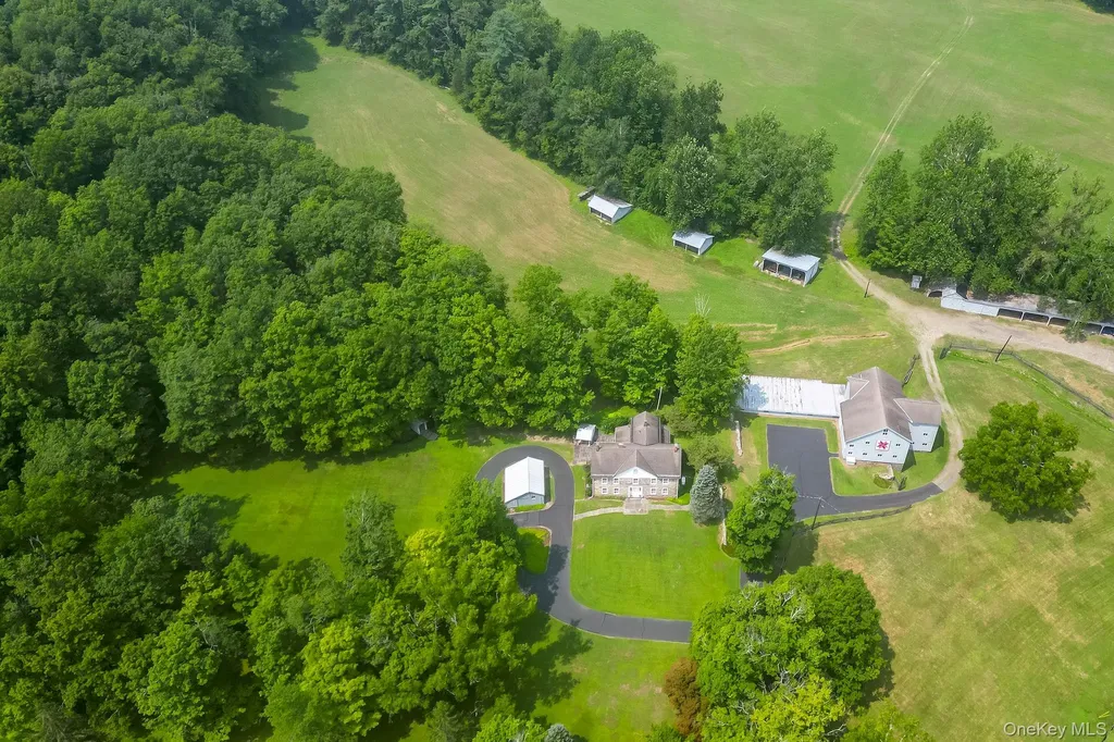 203 Samsonville Road Kerhonkson NY 12446