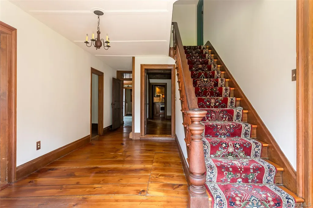 203 Samsonville Road Kerhonkson NY 12446