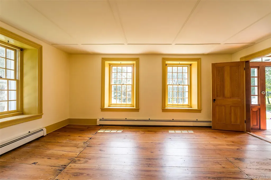 203 Samsonville Road Kerhonkson NY 12446