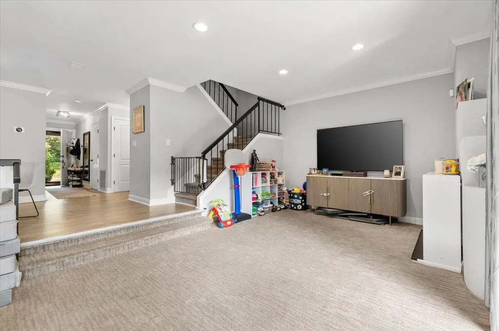 111 Northgate Circle Melville NY 11747