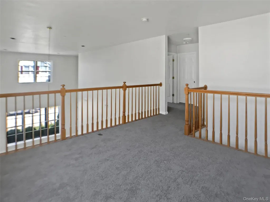 5 Lori Lane Middle Island NY 11953
