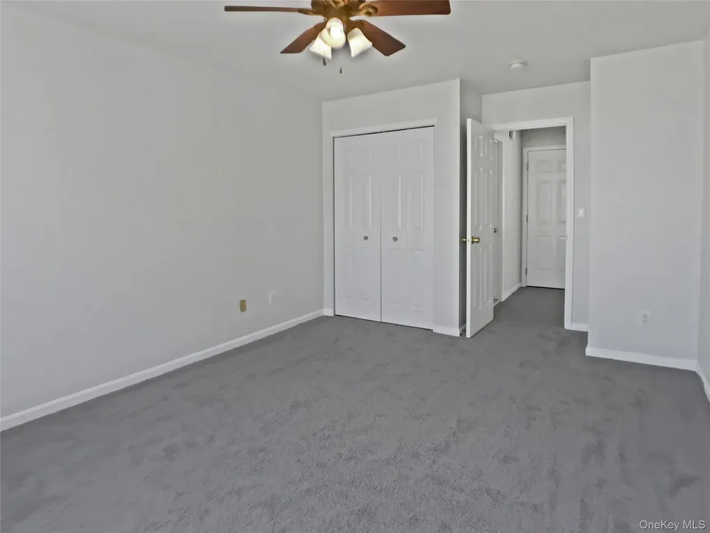 5 Lori Lane Middle Island NY 11953