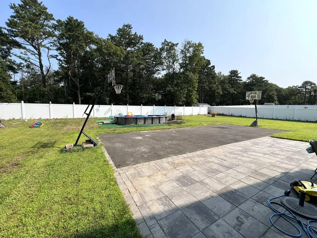 2405 Fire Avenue Medford NY 11763