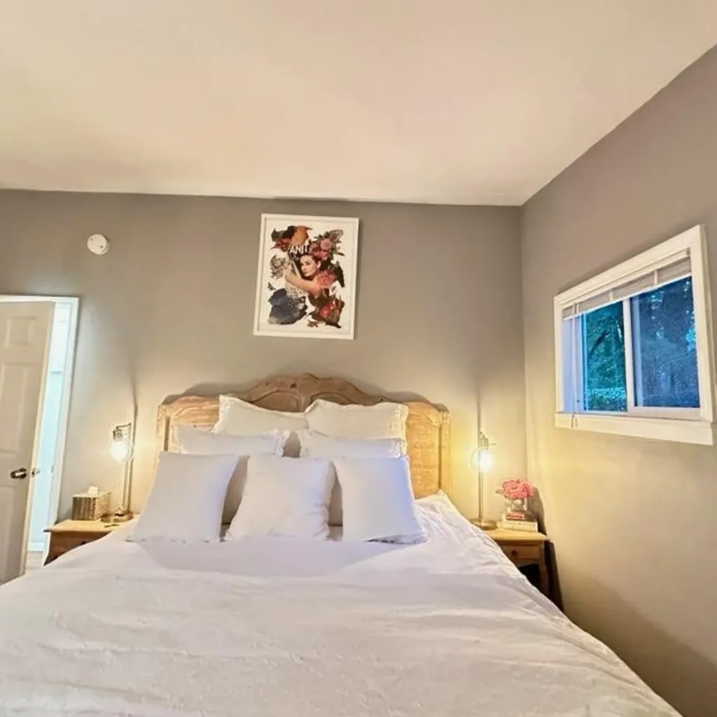 33 Crescent Circle Rock Hill NY 12775