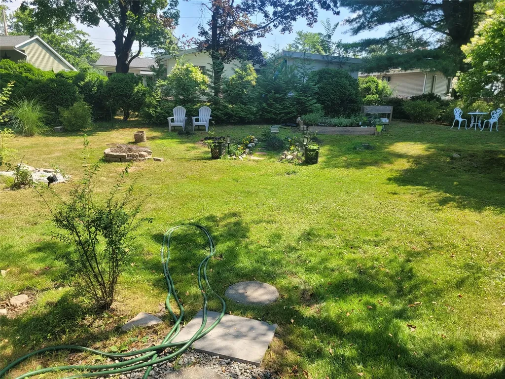 33 Crescent Circle Rock Hill NY 12775