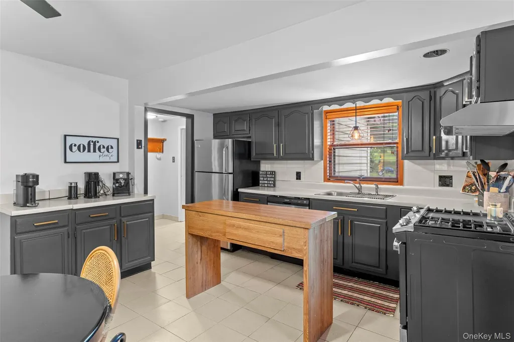 568 Old Liberty Road Monticello NY 12701