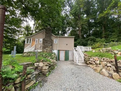 23 Barrett Hill Road Carmel NY 10512