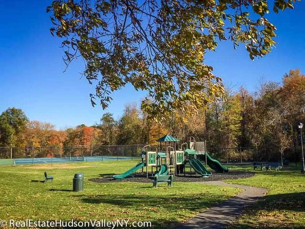 1704 Windsor Lane Brewster NY 10509
