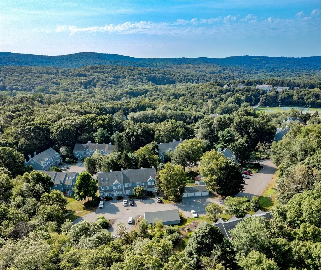 1704 Windsor Lane Brewster NY 10509