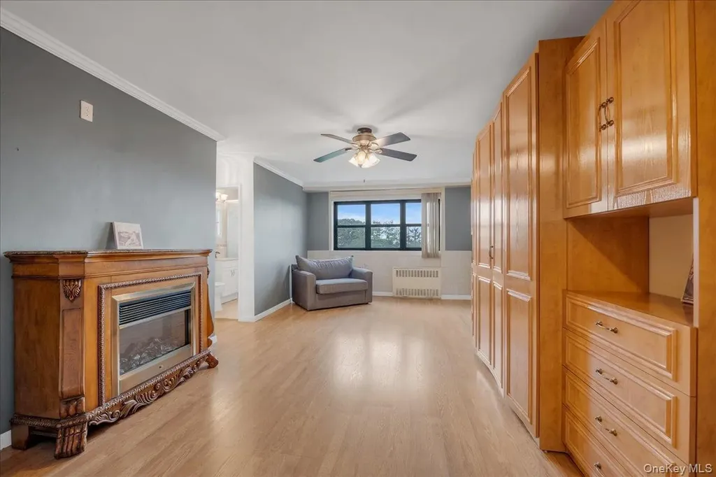 4200 Herkimer Place Bronx NY 10470