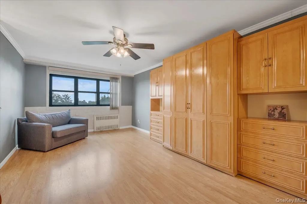 4200 Herkimer Place Bronx NY 10470