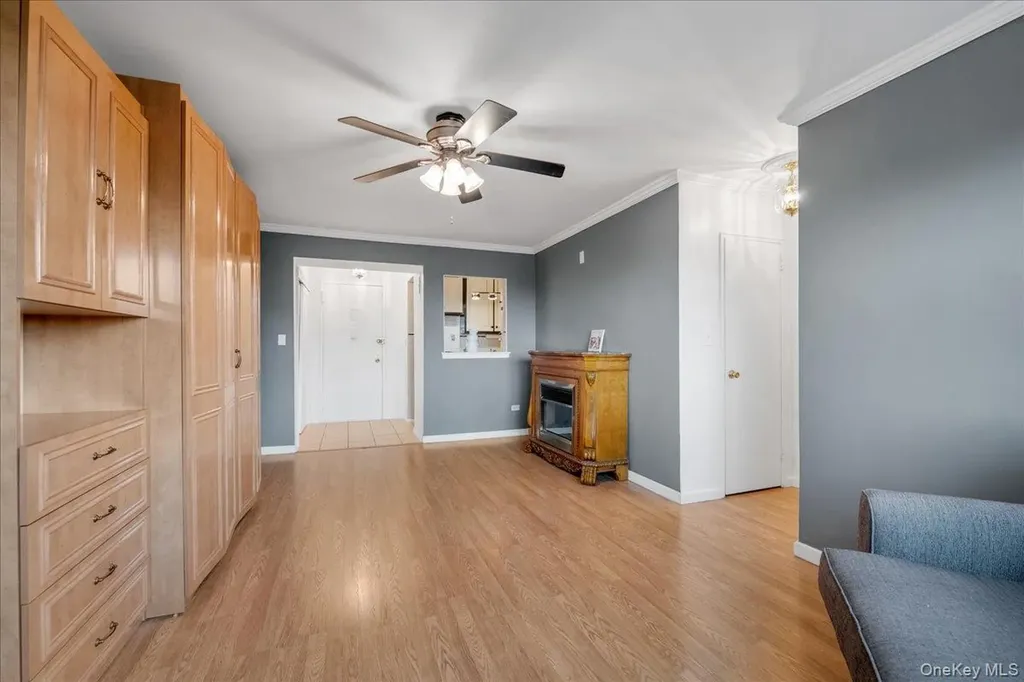 4200 Herkimer Place Bronx NY 10470
