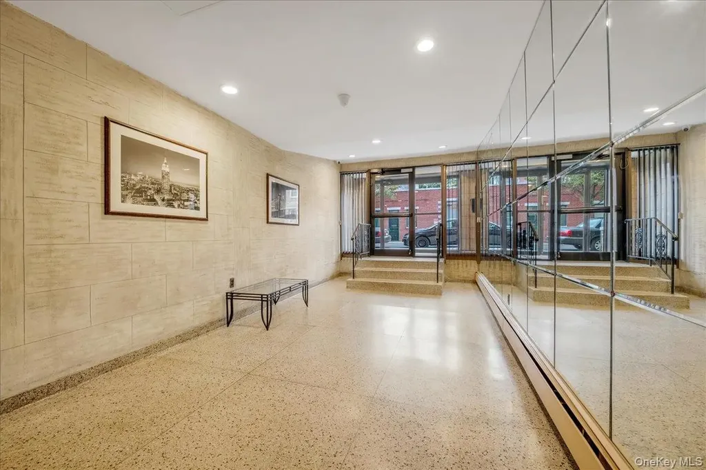 4200 Herkimer Place Bronx NY 10470