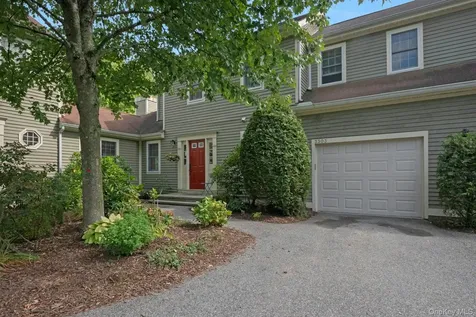 3303 Victoria Drive Mount Kisco NY 10549