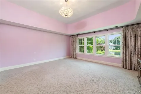 53 Pembroke Drive Glen Cove NY 11542