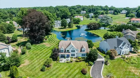 53 Pembroke Drive Glen Cove NY 11542