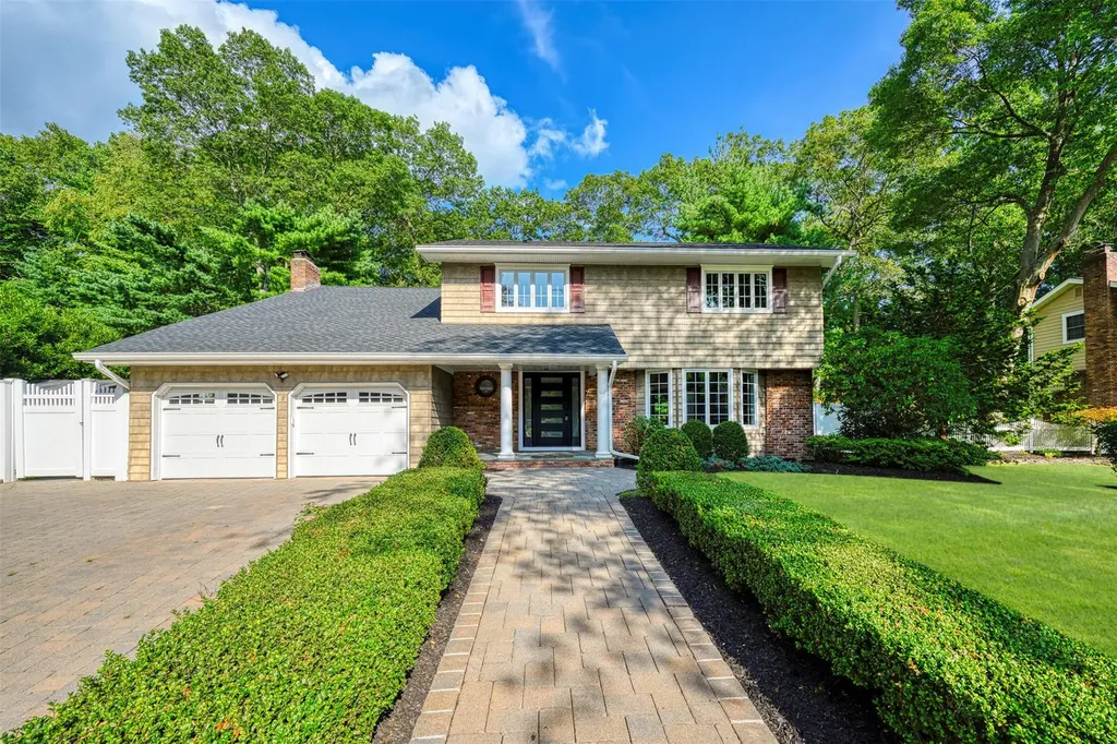 7 Windmill Court Smithtown NY 11787