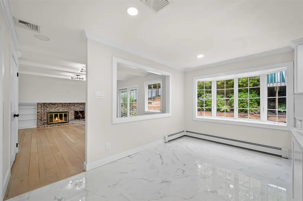 7 Windmill Court Smithtown NY 11787