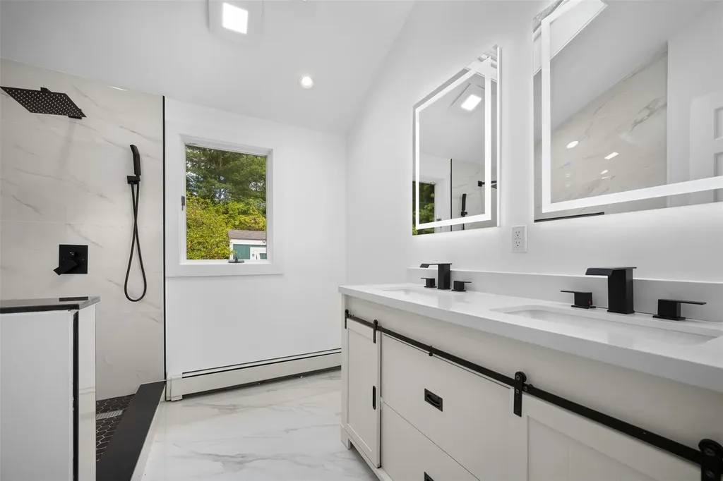 7 Windmill Court Smithtown NY 11787