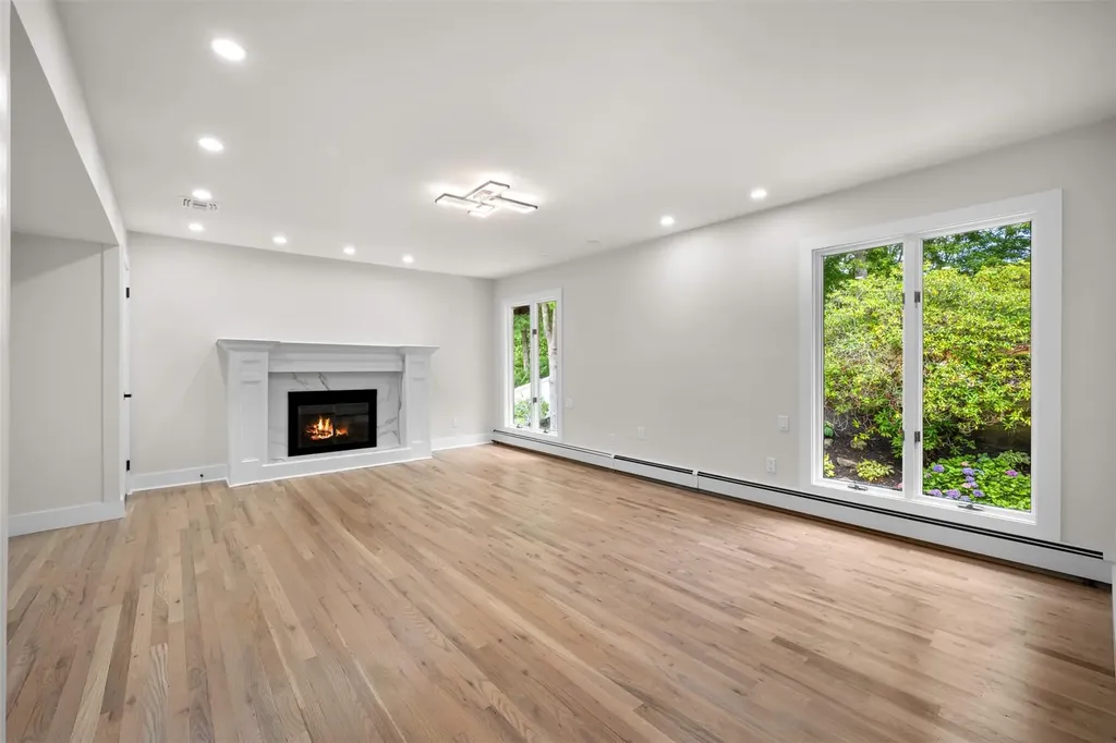 7 Windmill Court Smithtown NY 11787