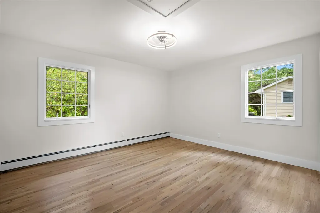 7 Windmill Court Smithtown NY 11787