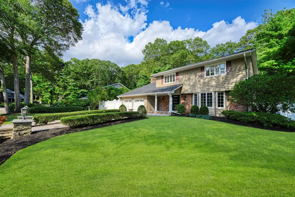 7 Windmill Court Smithtown NY 11787