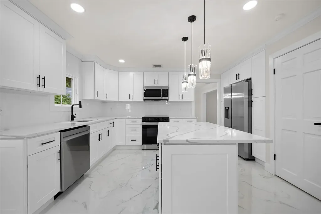 7 Windmill Court Smithtown NY 11787