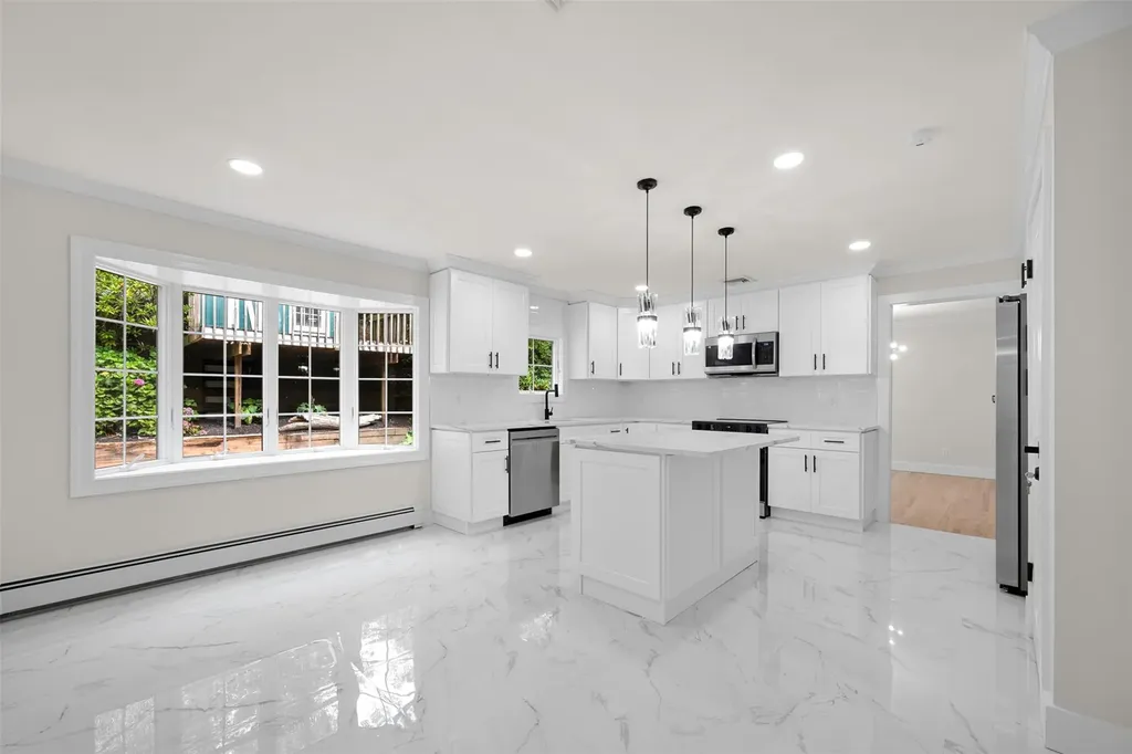 7 Windmill Court Smithtown NY 11787