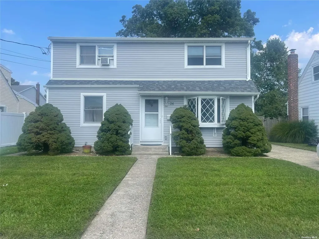 26 Virginia Avenue Plainview NY 11803