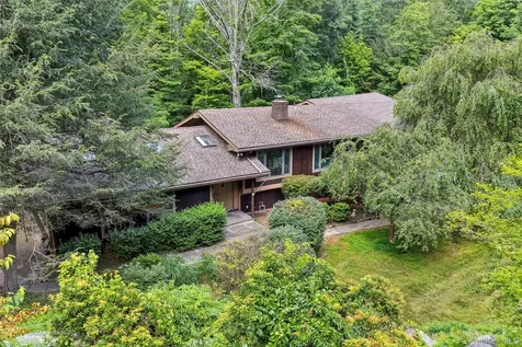 4 Cedar Hill Road Bedford NY 10506