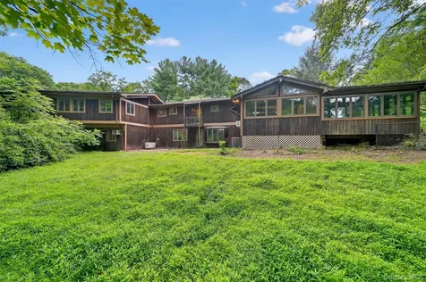 4 Cedar Hill Road Bedford NY 10506