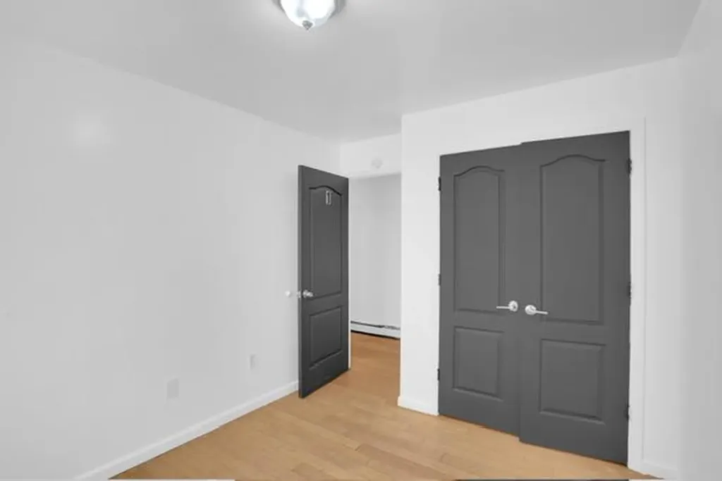 2920 Ely Avenue Bronx NY 10469