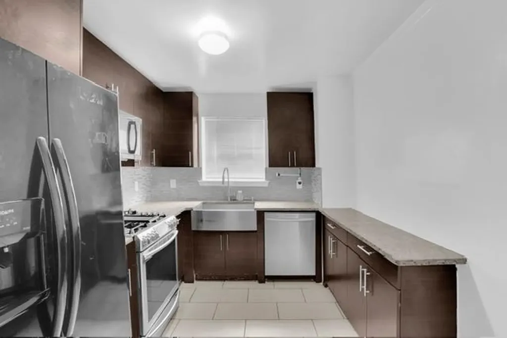 2920 Ely Avenue Bronx NY 10469