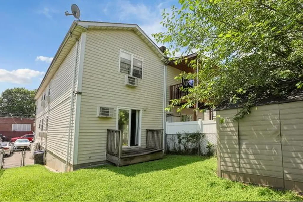 2920 Ely Avenue Bronx NY 10469