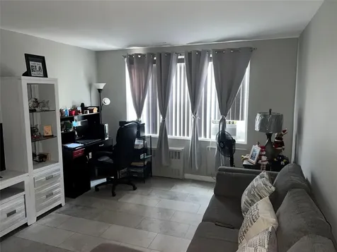 709 Warburton Avenue Yonkers NY 10701