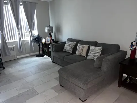 709 Warburton Avenue Yonkers NY 10701