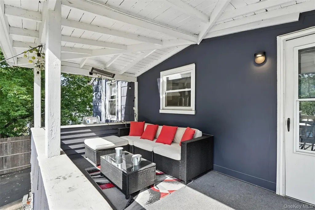 8 W Broadway Nyack NY 10960
